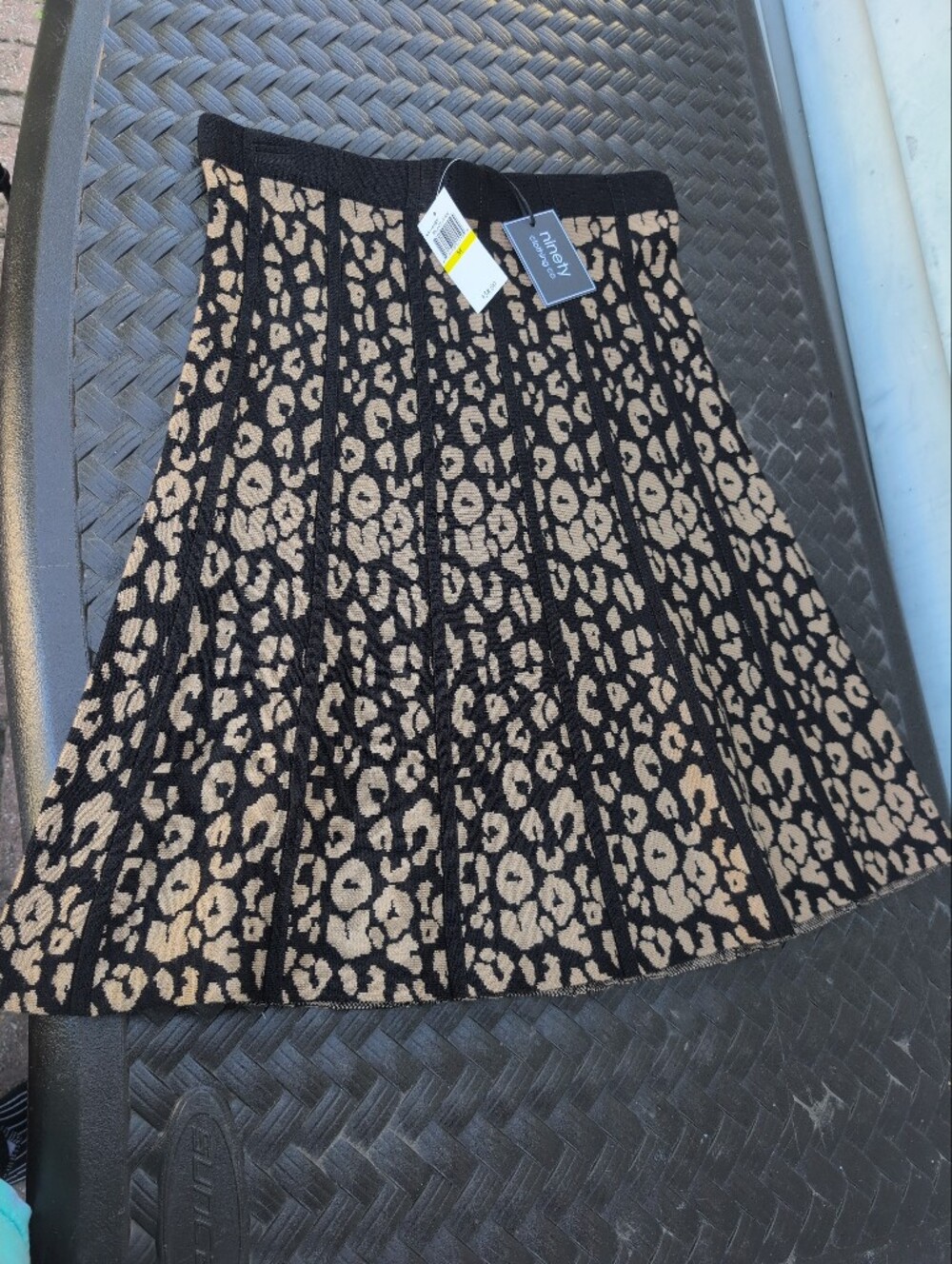 Ninety Clothing Co Cheetah Print Woman's Medium Skirt